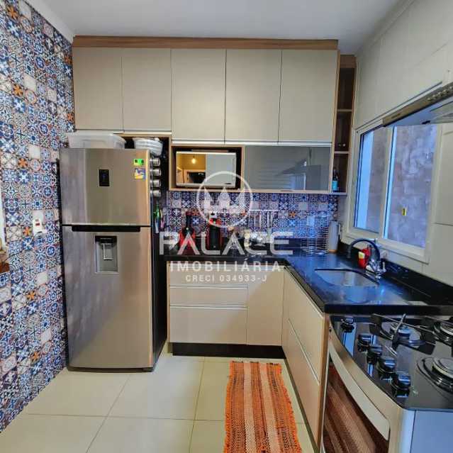 Casa à venda com 3 quartos, 109m² - Foto 3