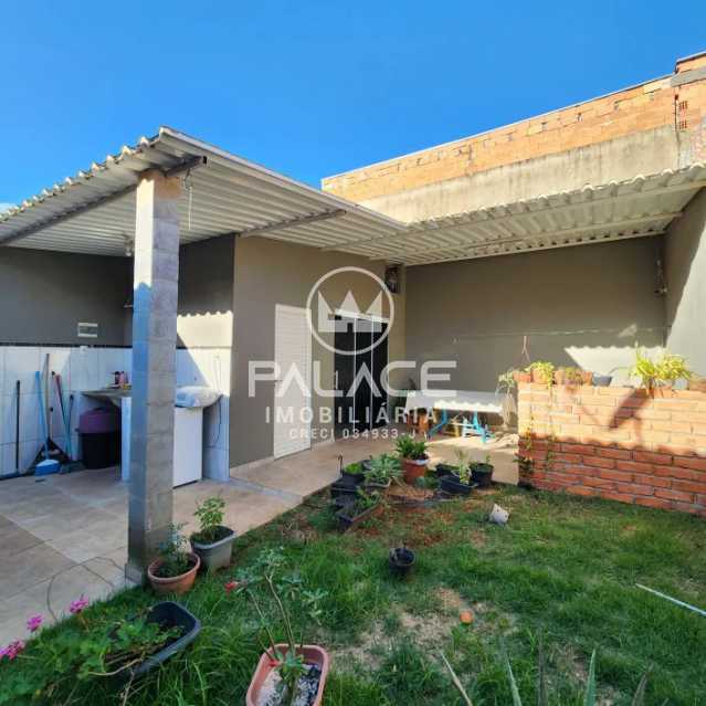 Casa à venda com 3 quartos, 109m² - Foto 2