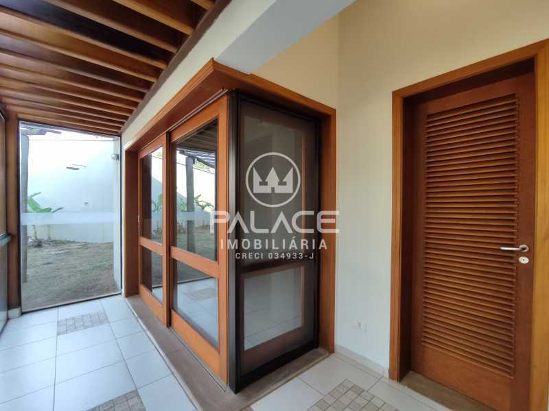 Casa à venda e aluguel com 1 quarto, 107m² - Foto 10