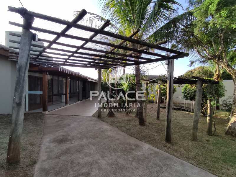 Casa à venda e aluguel com 1 quarto, 107m² - Foto 7