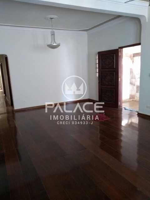 Casa à venda com 4 quartos, 152m² - Foto 2