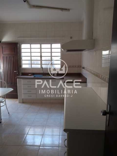 Casa à venda com 4 quartos, 152m² - Foto 8