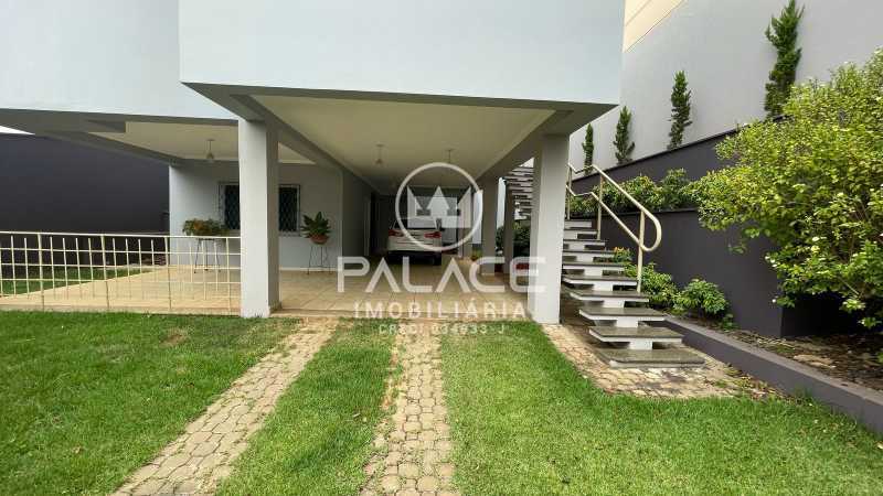 Casa para alugar com 3 quartos, 230m² - Foto 28
