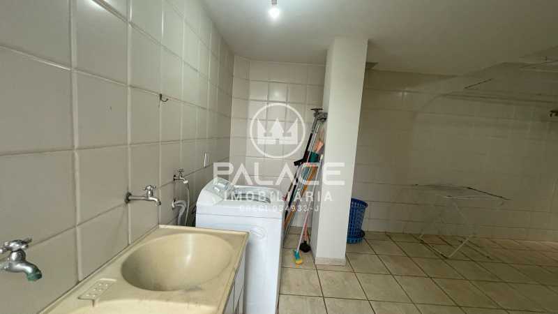 Casa para alugar com 3 quartos, 230m² - Foto 21