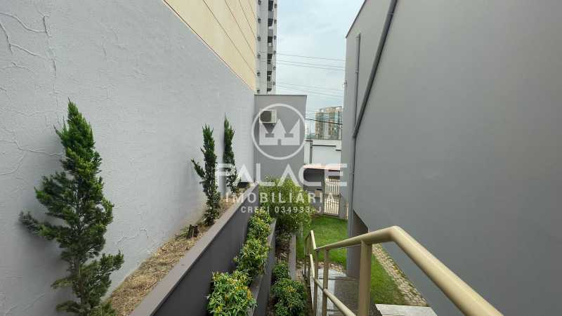 Casa para alugar com 3 quartos, 230m² - Foto 29