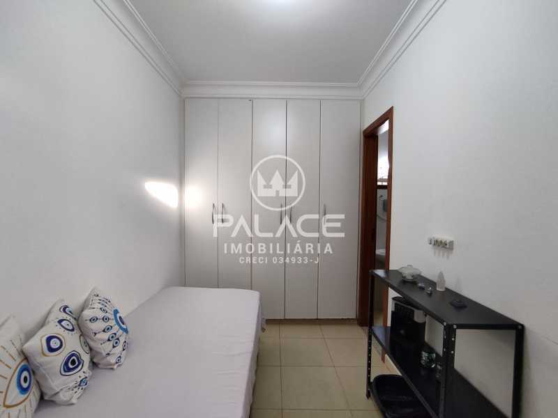 Casa à venda e aluguel com 3 quartos, 241m² - Foto 26
