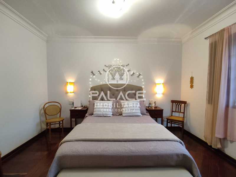 Casa à venda e aluguel com 3 quartos, 241m² - Foto 10