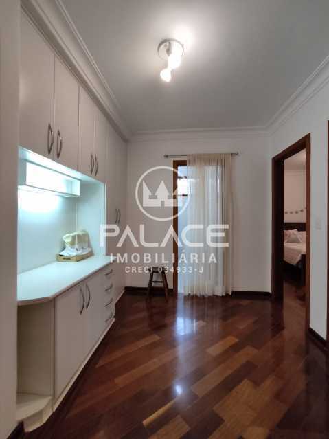 Casa à venda e aluguel com 3 quartos, 241m² - Foto 9