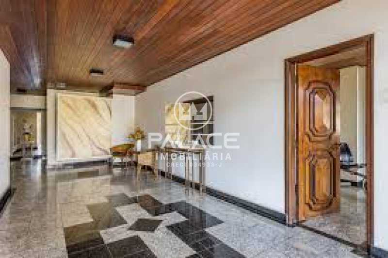Apartamento à venda com 3 quartos, 150m² - Foto 2