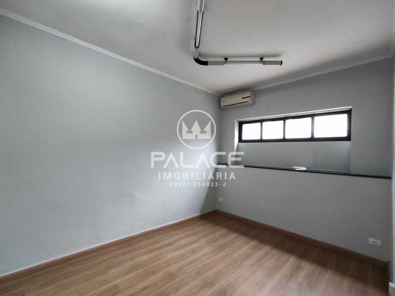 Casa Comercial para alugar com 4 quartos, 114m² - Foto 9