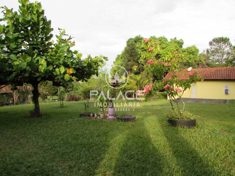 Chácara à venda com 6 quartos, 416m² - Foto 21