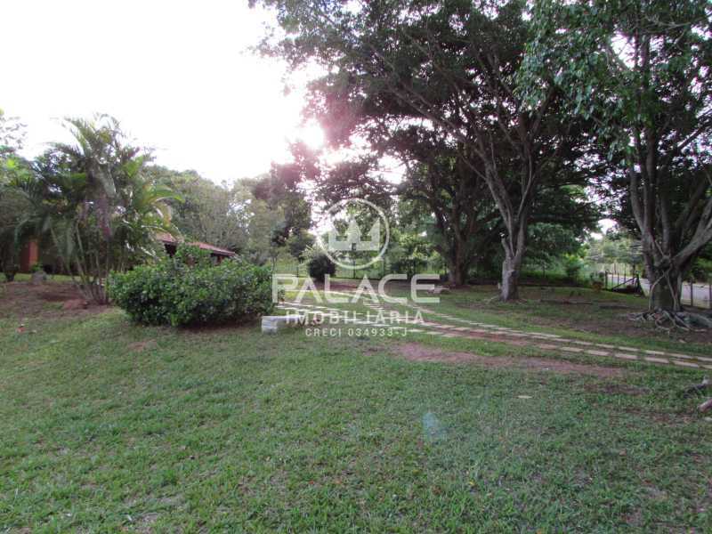 Chácara à venda com 6 quartos, 416m² - Foto 22