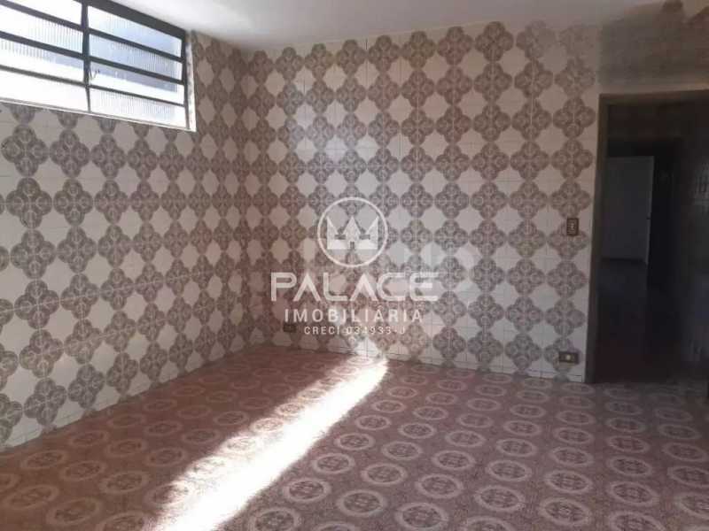 Casa à venda com 3 quartos, 200m² - Foto 5