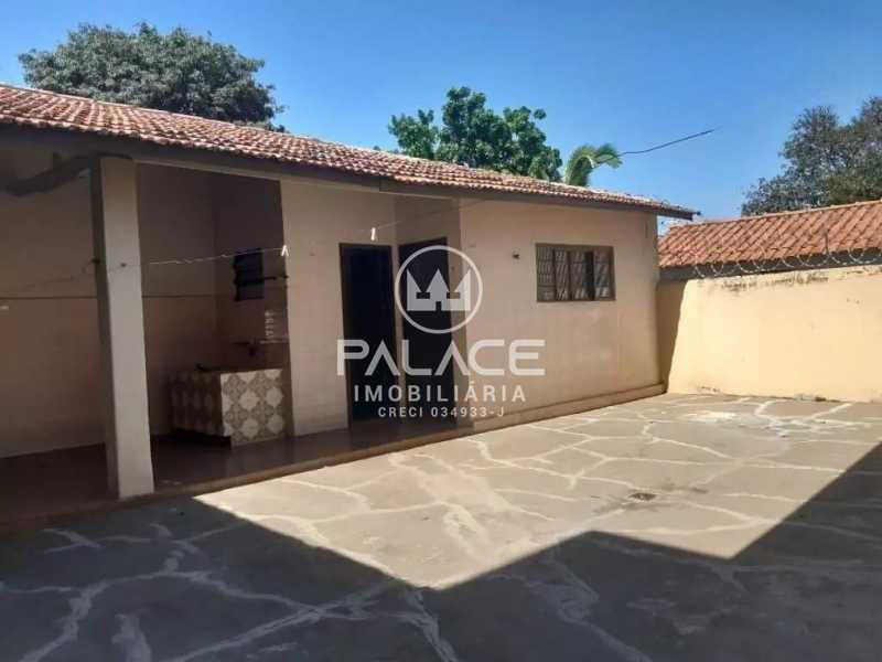Casa à venda com 3 quartos, 200m² - Foto 9