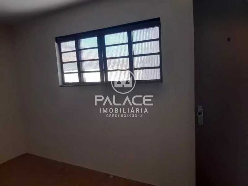 Casa à venda com 3 quartos, 200m² - Foto 13