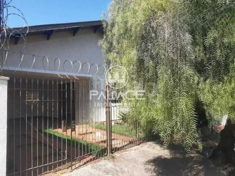 Casa à venda com 3 quartos, 200m² - Foto 17