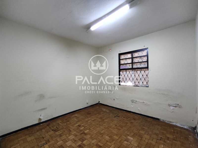Casa Comercial para alugar com 3 quartos, 127m² - Foto 8