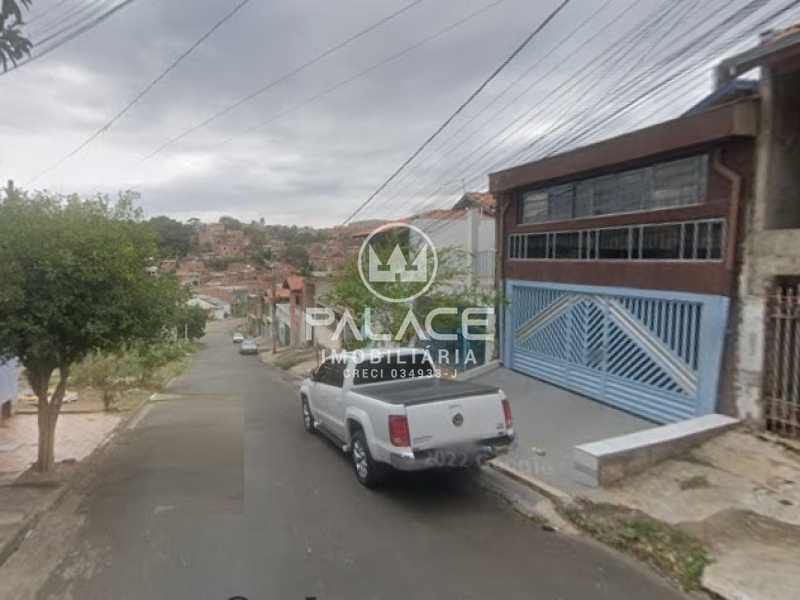 Casa à venda com 3 quartos, 160m² - Foto 2