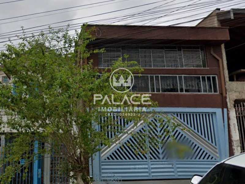 Casa à venda com 3 quartos, 160m² - Foto 1