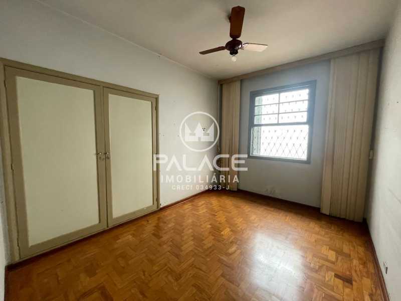 Casa para alugar com 4 quartos, 245m² - Foto 7
