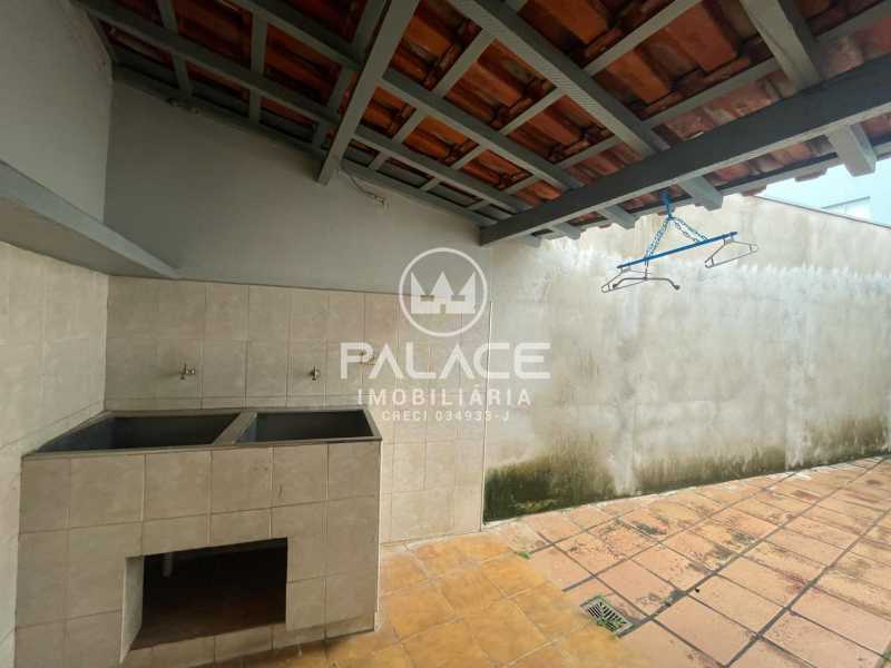 Casa para alugar com 4 quartos, 245m² - Foto 27