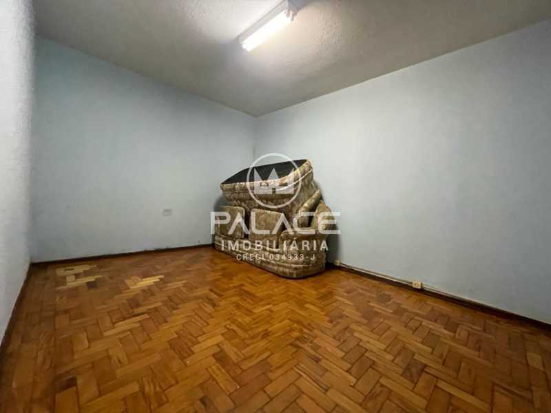 Casa para alugar com 4 quartos, 245m² - Foto 19