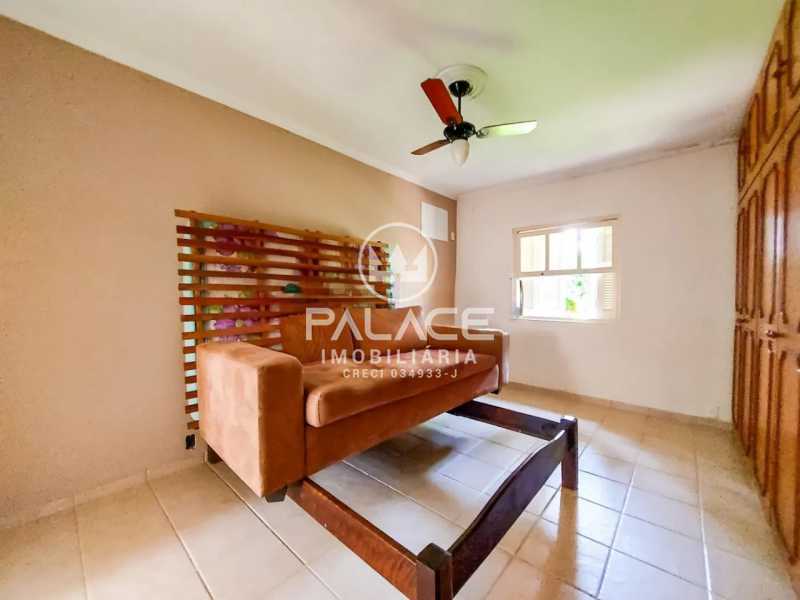 Casa Comercial à venda e aluguel com 3 quartos, 250m² - Foto 4