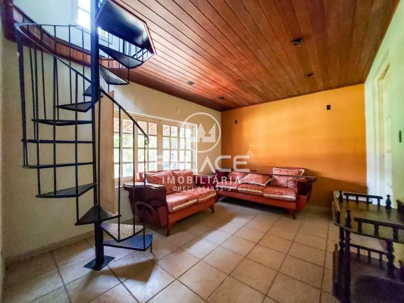Casa Comercial à venda e aluguel com 3 quartos, 250m² - Foto 3