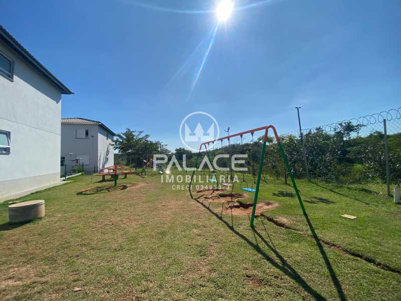 Casa de Condomínio para alugar com 2 quartos, 40m² - Foto 12