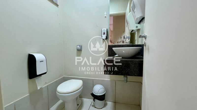 Casa Comercial à venda e aluguel, 330m² - Foto 16