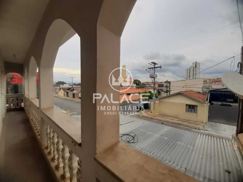 Casa Comercial à venda com 3 quartos, 305m² - Foto 30