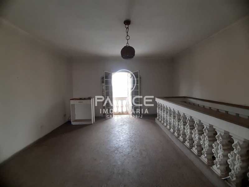 Casa Comercial à venda com 3 quartos, 305m² - Foto 15