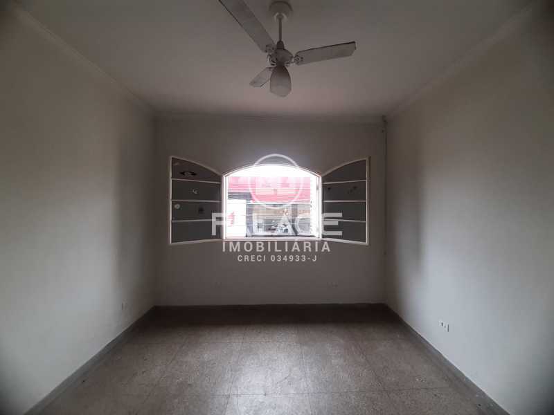 Casa Comercial à venda com 3 quartos, 305m² - Foto 24