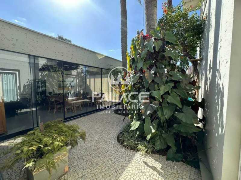 Casa à venda com 3 quartos, 848m² - Foto 7