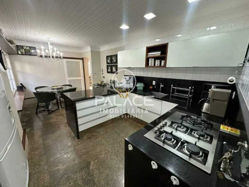 Casa à venda com 3 quartos, 848m² - Foto 24