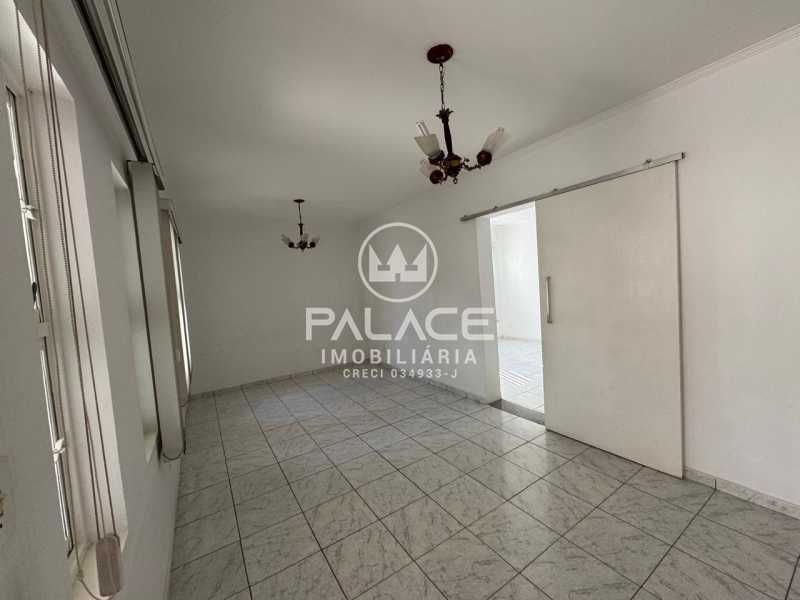 Casa à venda com 3 quartos, 159m² - Foto 3