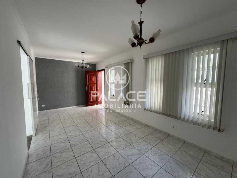 Casa à venda com 3 quartos, 159m² - Foto 4
