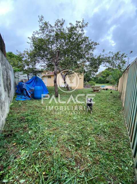 Casa de Condomínio à venda com 4 quartos, 250m² - Foto 24