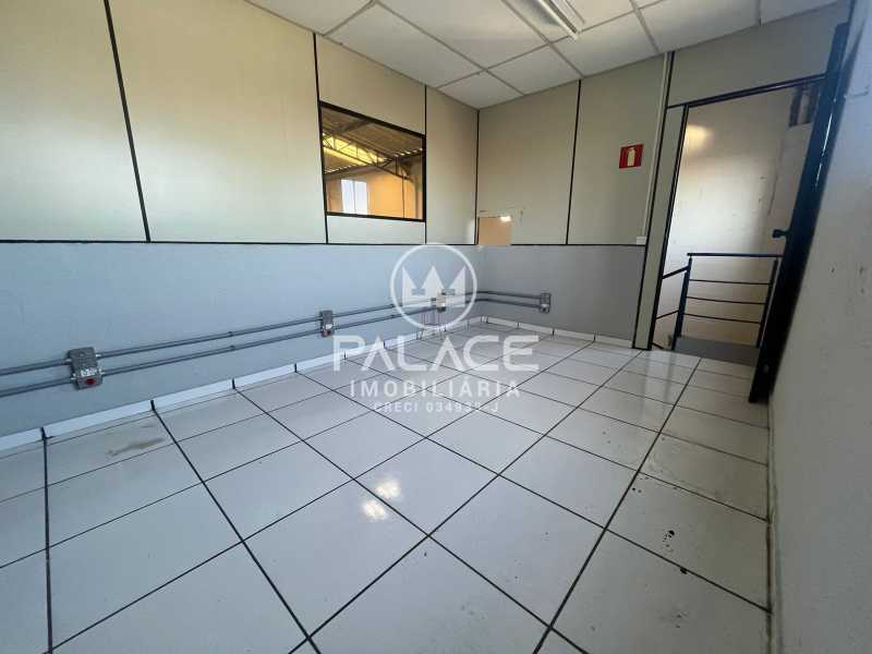 Loja-Salão para alugar, 144m² - Foto 12