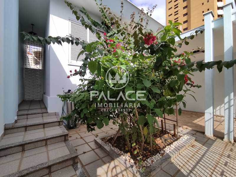 Casa Comercial para alugar com 2 quartos, 166m² - Foto 4