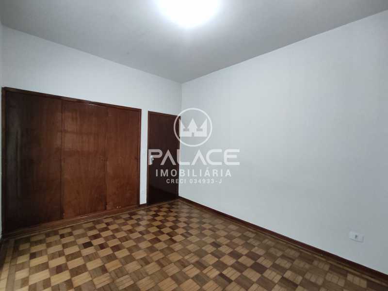 Casa Comercial para alugar com 2 quartos, 166m² - Foto 8