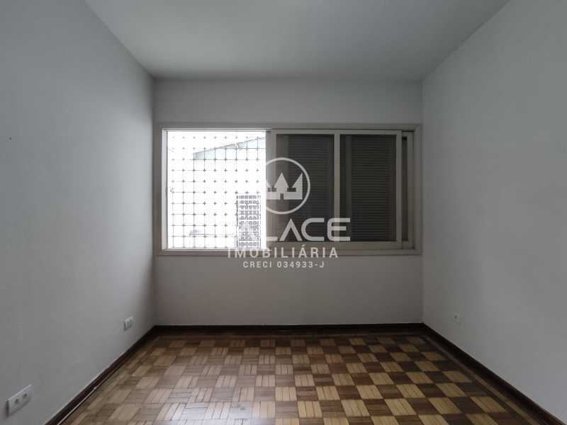 Casa Comercial para alugar com 2 quartos, 166m² - Foto 13