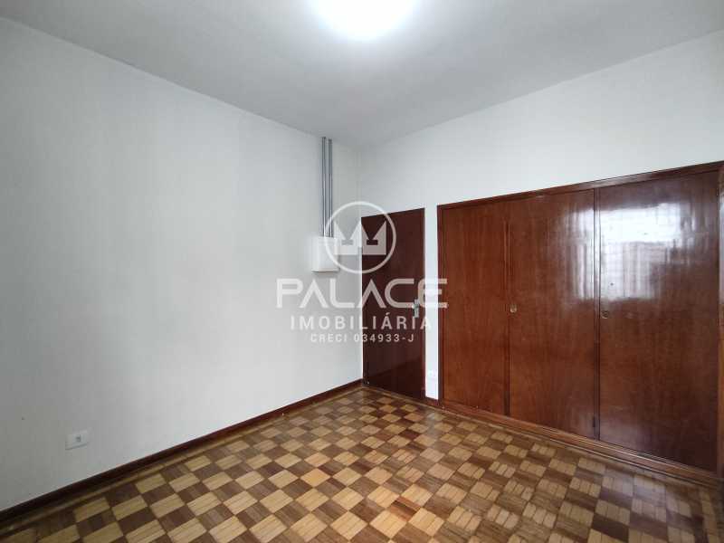Casa Comercial para alugar com 2 quartos, 166m² - Foto 14