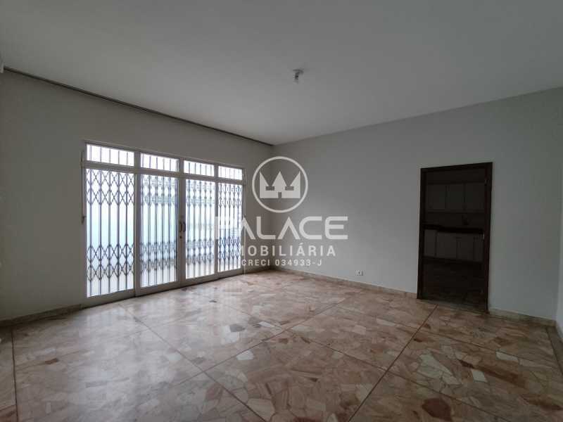 Casa Comercial para alugar com 2 quartos, 166m² - Foto 16
