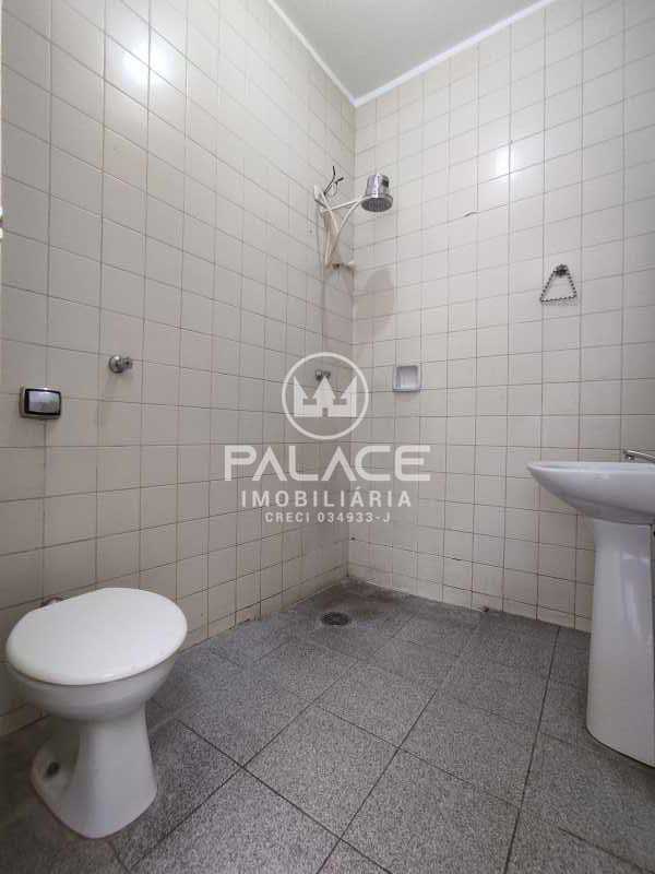 Casa Comercial para alugar com 2 quartos, 166m² - Foto 27