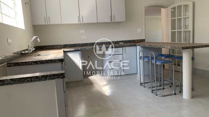 Casa para alugar com 3 quartos, 312m² - Foto 8