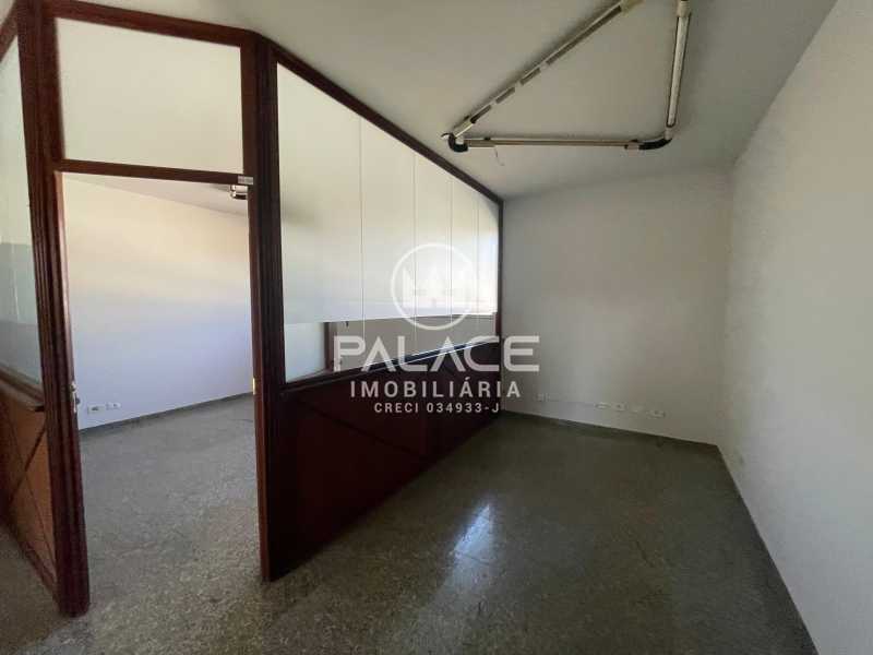 Prédio Inteiro à venda e aluguel, 900m² - Foto 18