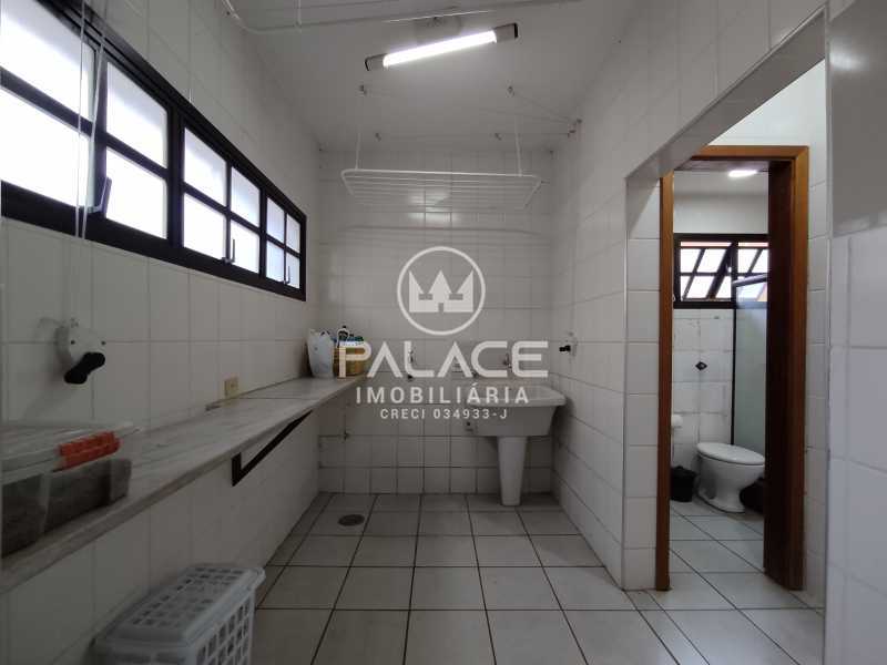 Casa à venda com 4 quartos, 453m² - Foto 10