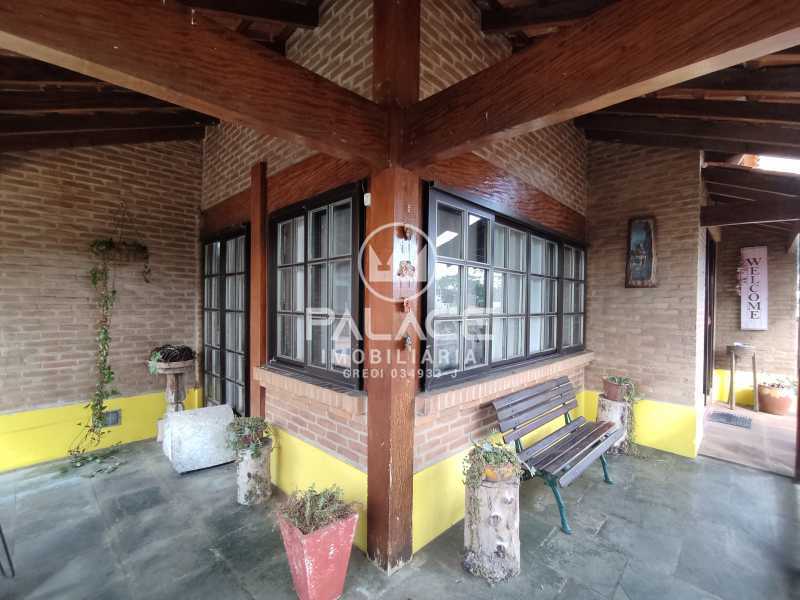 Casa à venda com 4 quartos, 453m² - Foto 4
