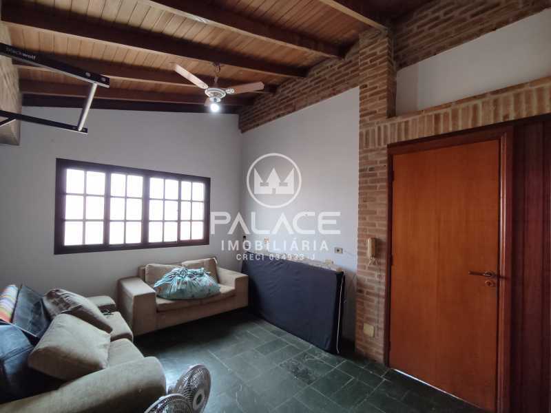 Casa à venda com 4 quartos, 453m² - Foto 12